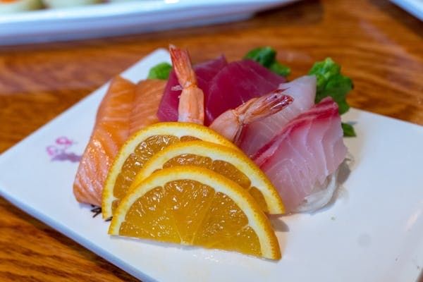 Sashimi Appetizer •