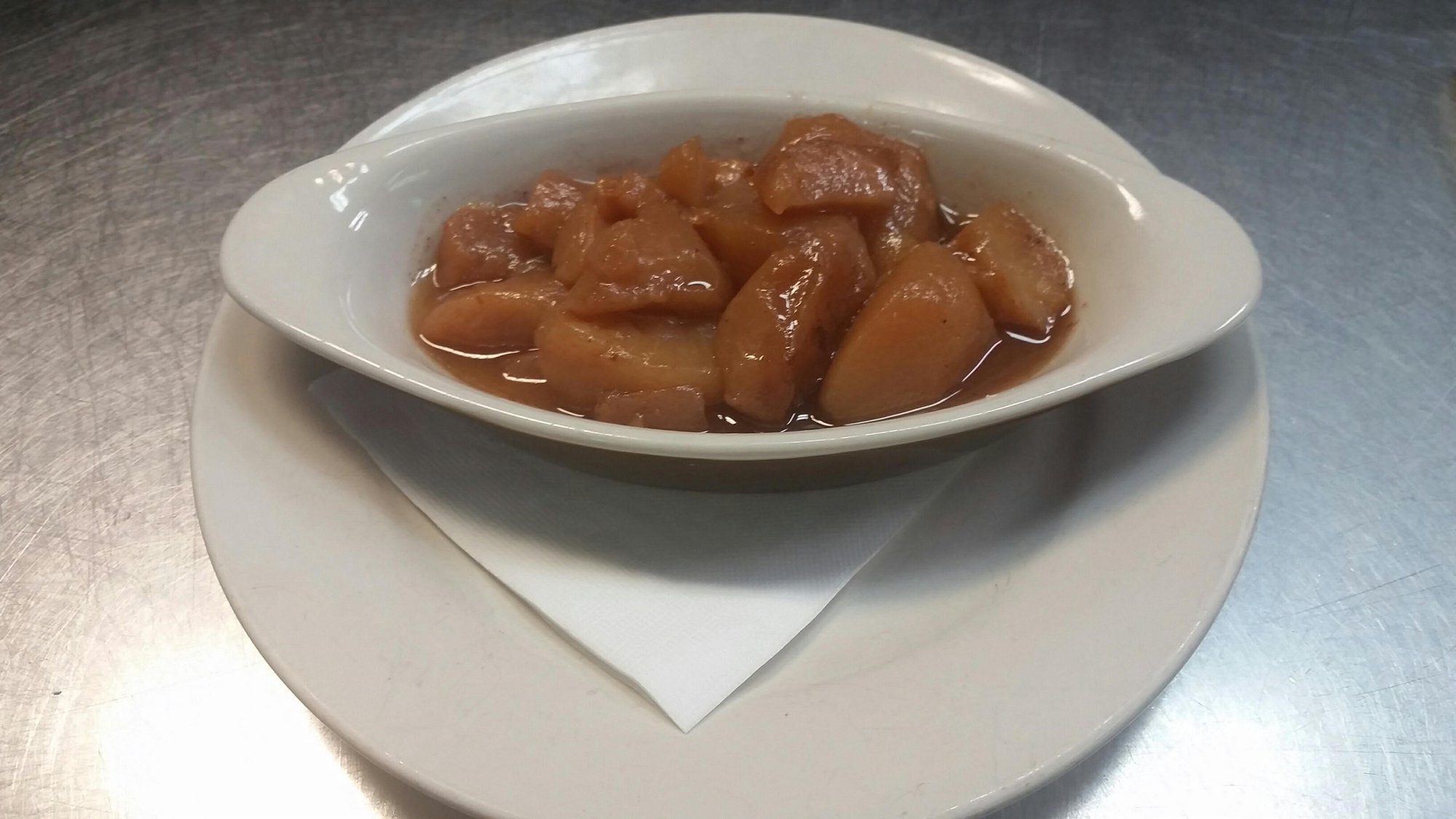 SIDE SPICED APPLES