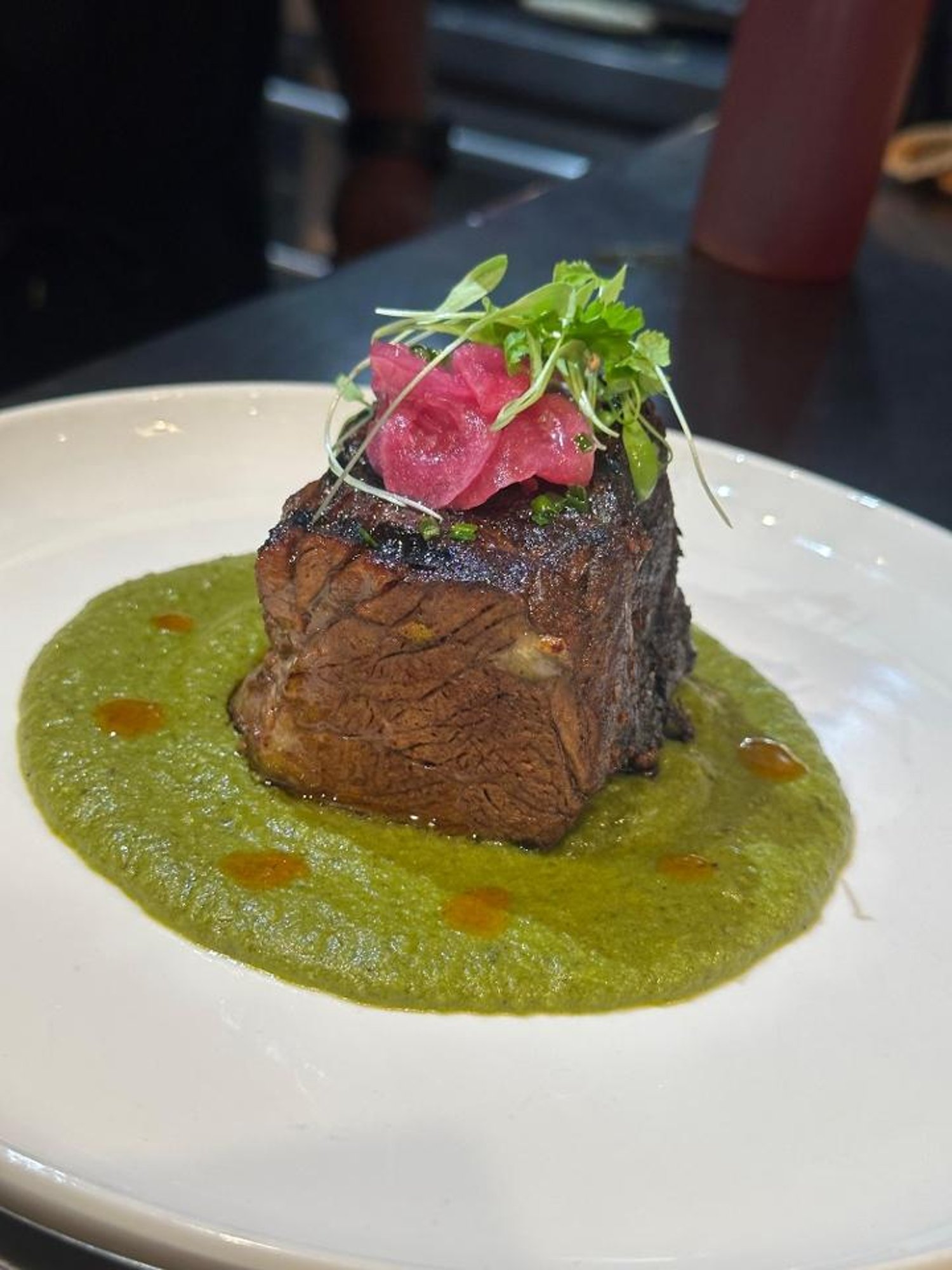 SHORT RIB Y MOLE VERDE