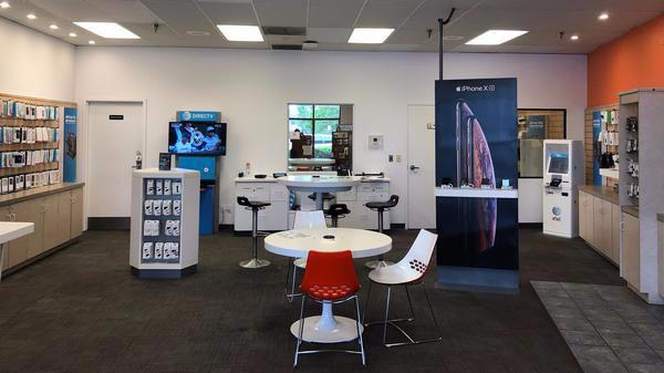 AT&T Store Photo