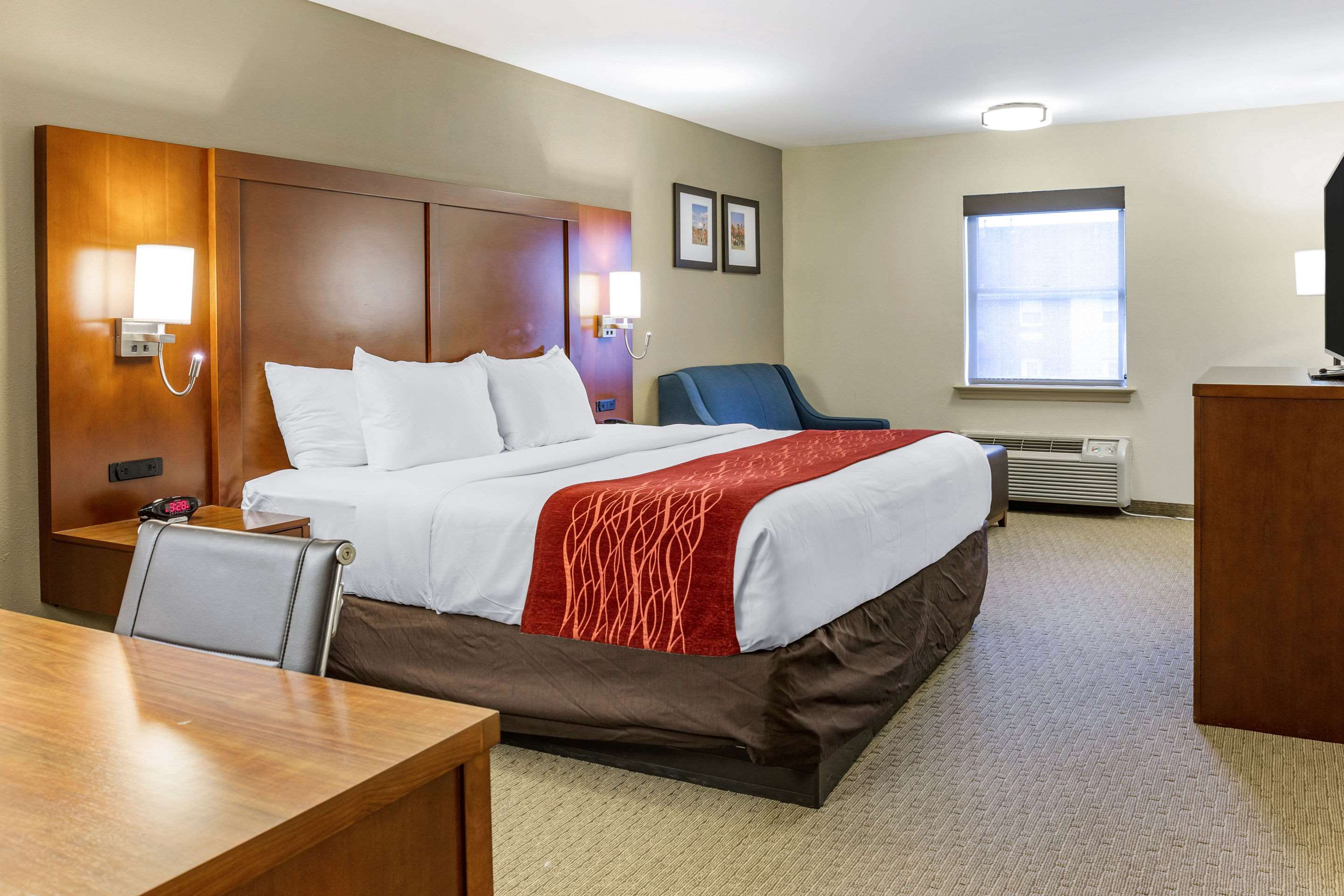 Comfort Inn Lancaster At Rockvale Photo