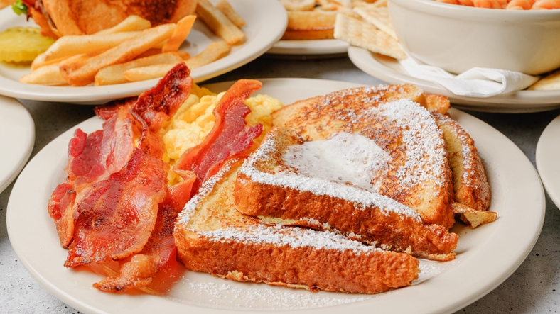 French Toast & Eggs