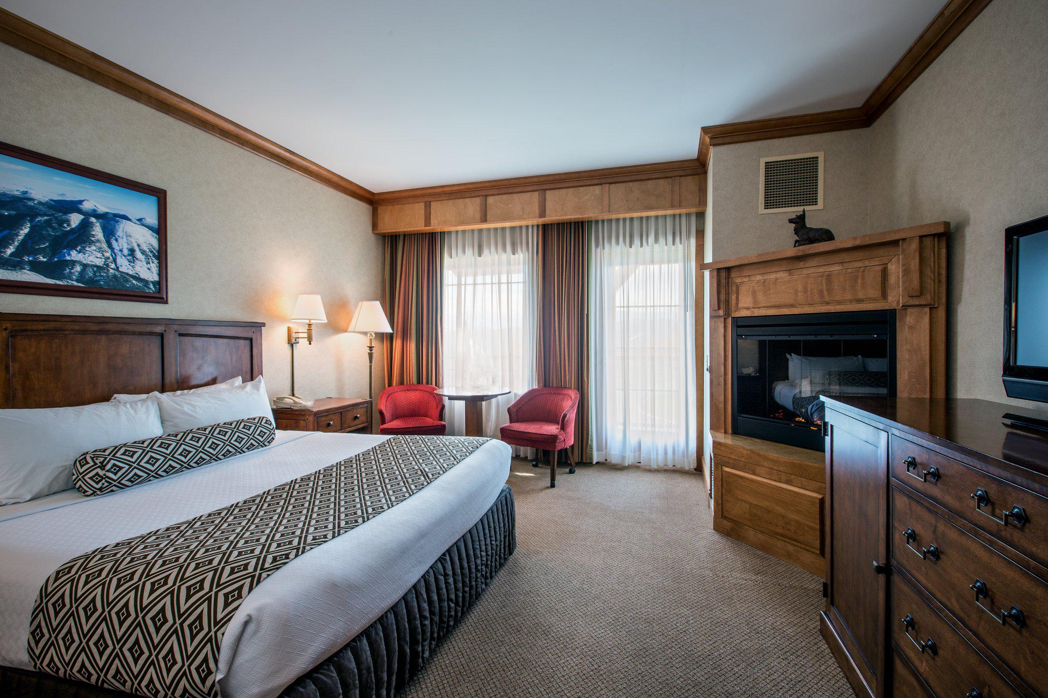 Crowne Plaza Lake Placid by IHG Image