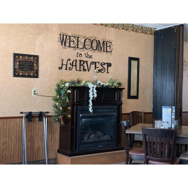 New Harvest Restaurant and Pub Logo