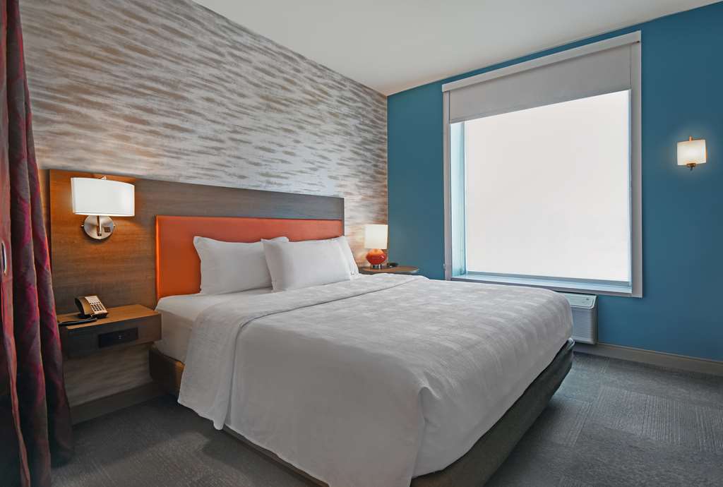 Home2 Suites by Hilton Columbus, IN Image