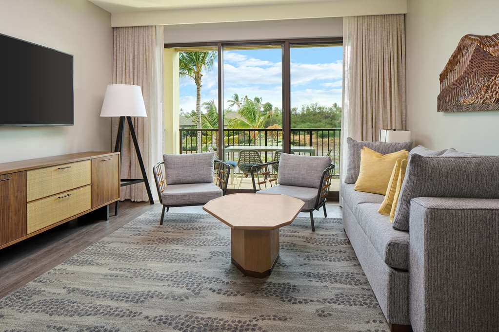 Hilton Grand Vacations Club Maui Bay Villas Image