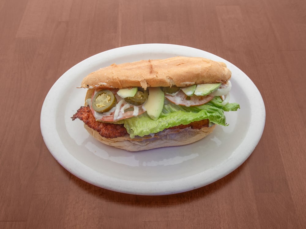 Torta De Milanesa De Pollo / Chicken Milanesa Torta