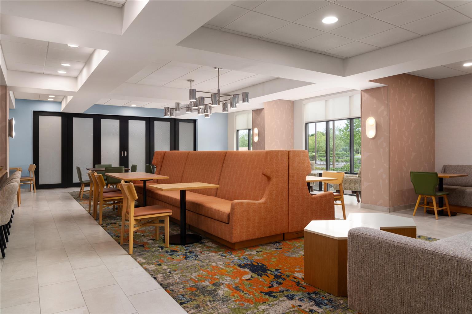 Hampton Inn Neptune/Wall Image