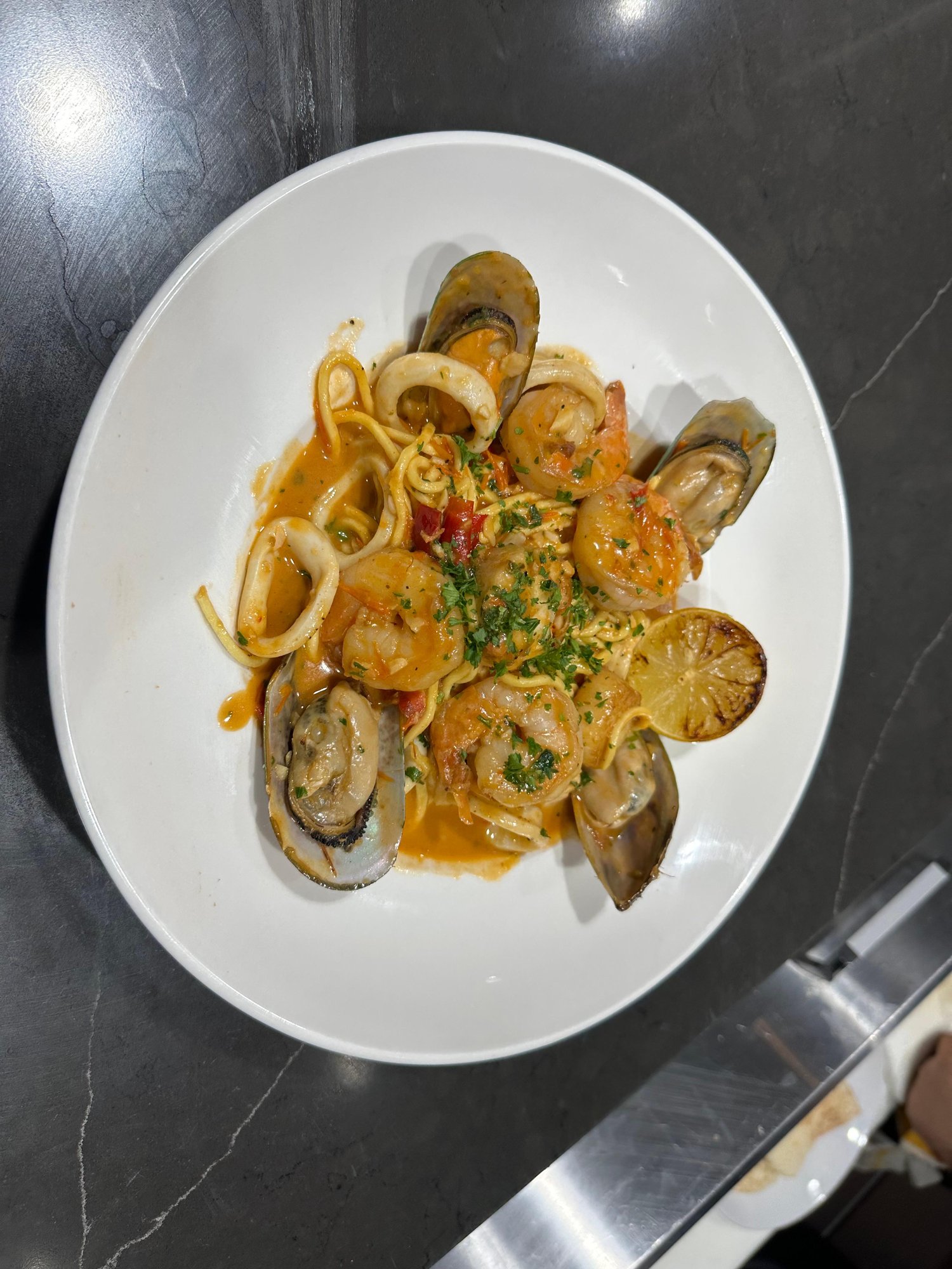 Frutti Di Mare Spaghetti