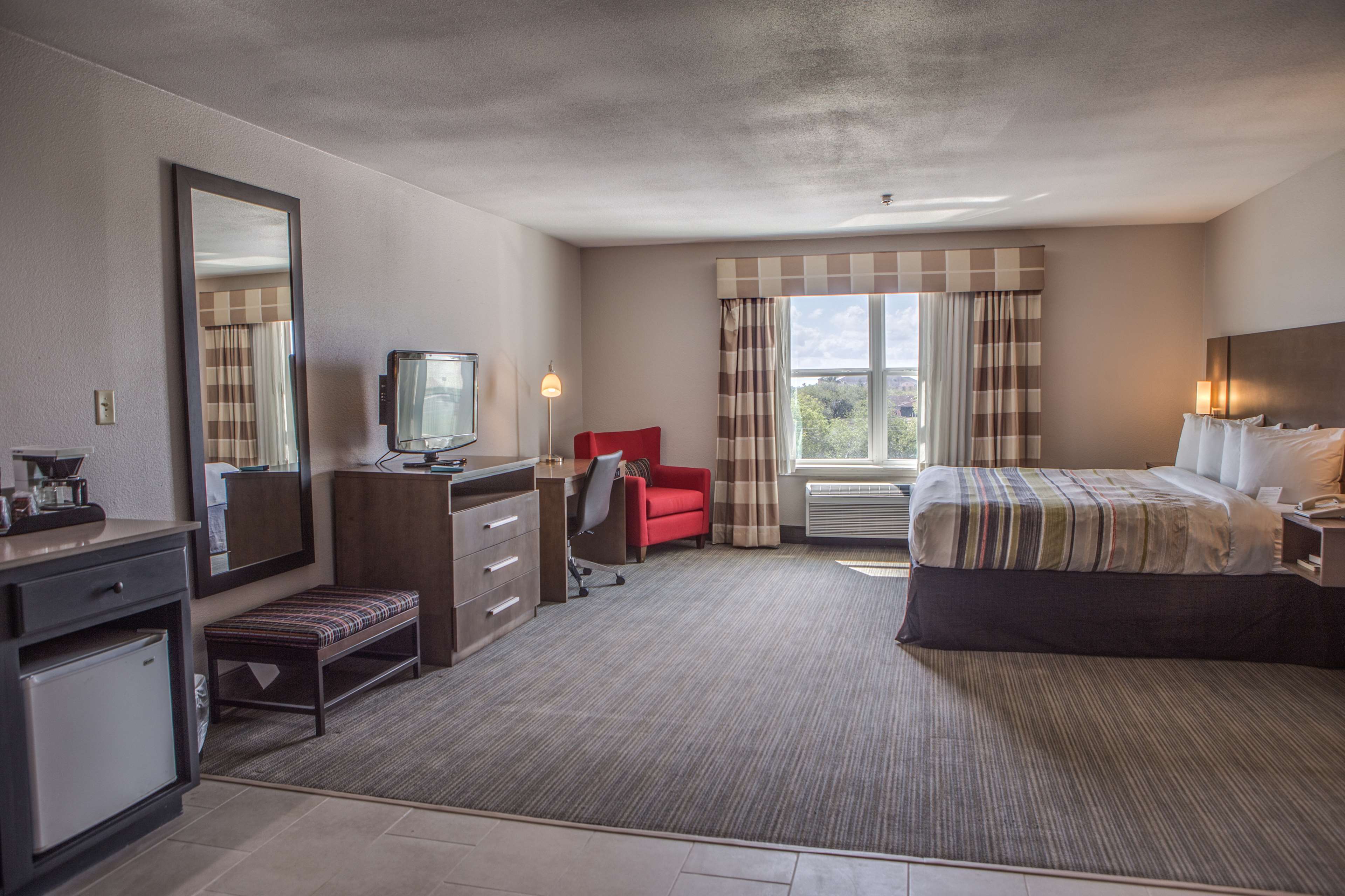 Country Inn & Suites by Radisson, Harlingen, TX Photo