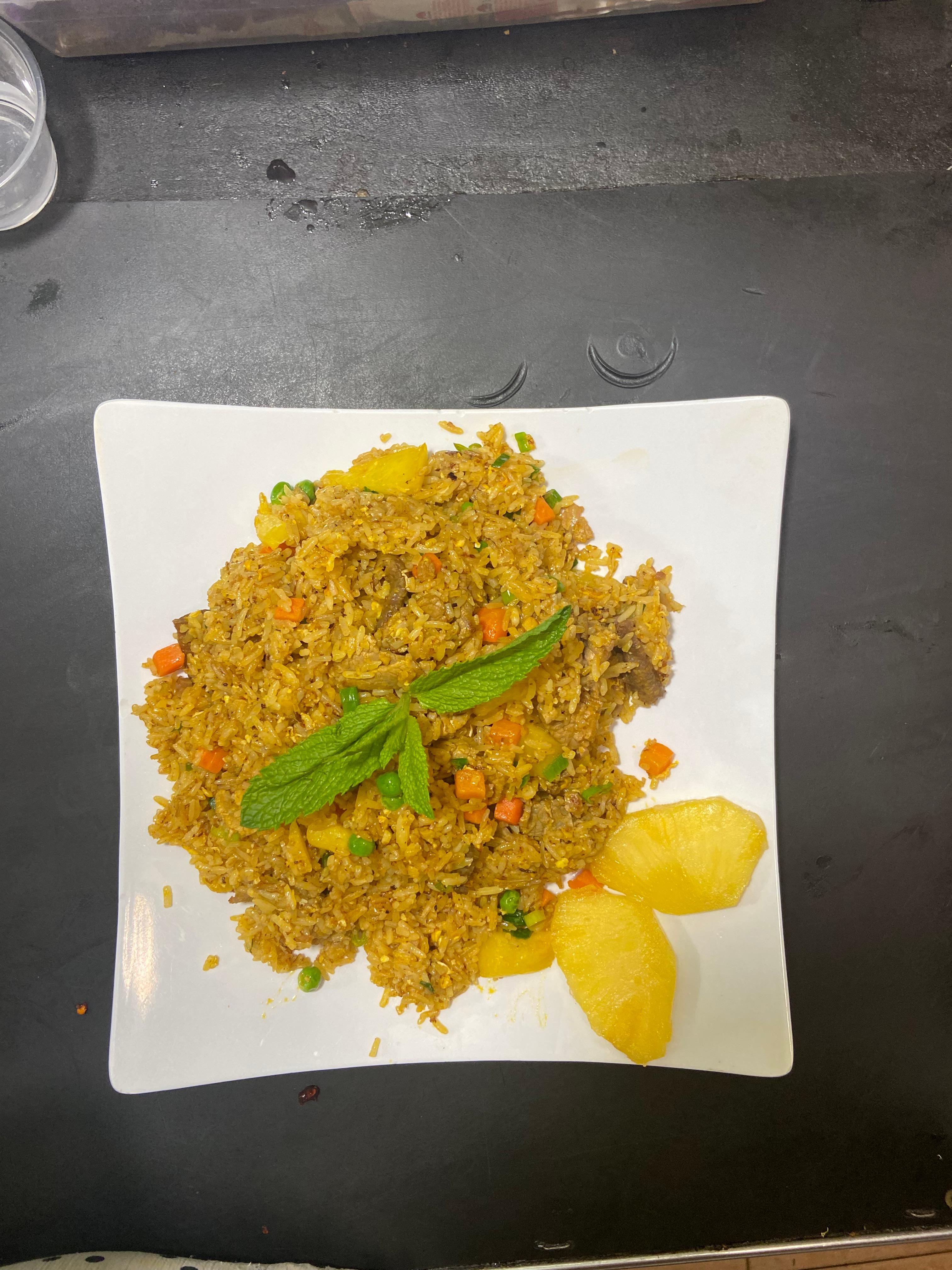 F - Basil Fried Rice - Com Chien La Que