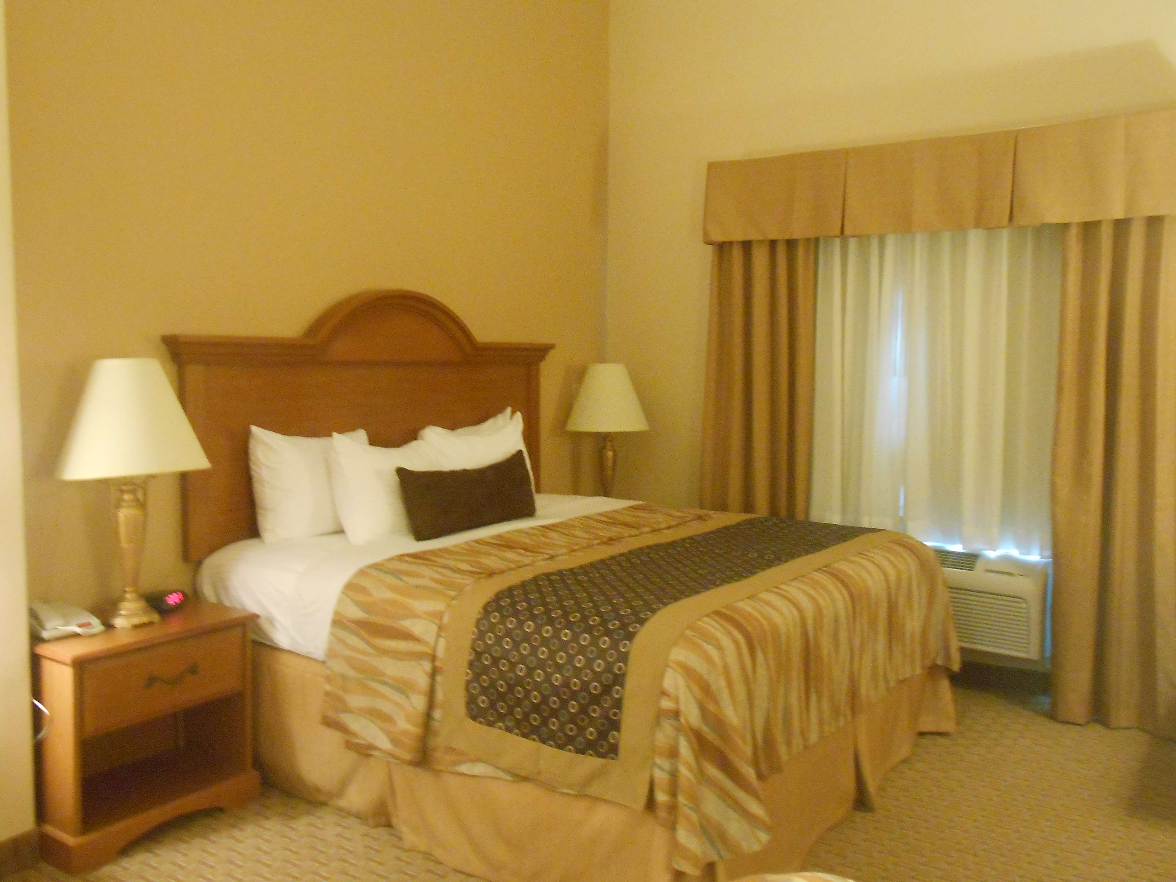 Best Western Plus New Caney Inn & Suites Photo