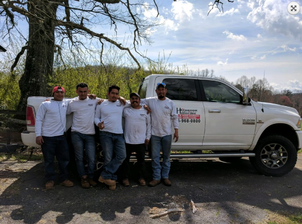 Halbrook Quality Roofing Logo