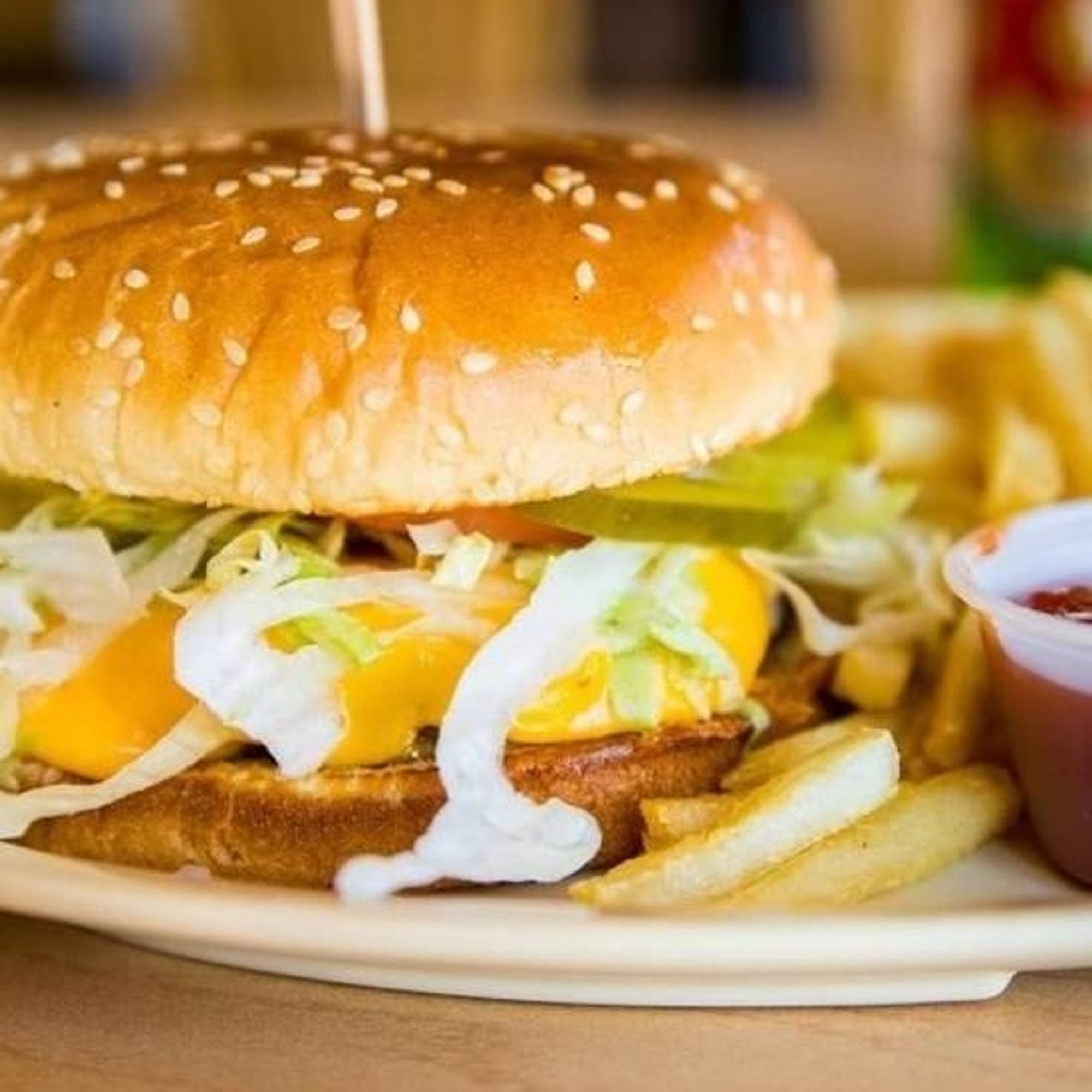 Hamburger & Fries