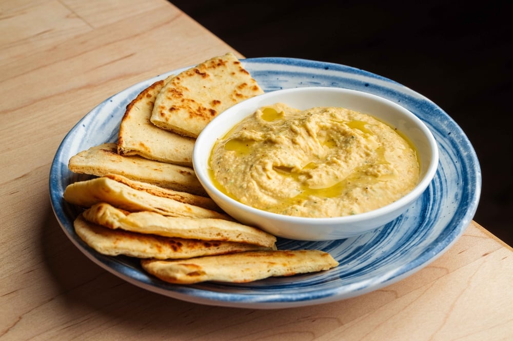 Scallion-Hummus & Pita