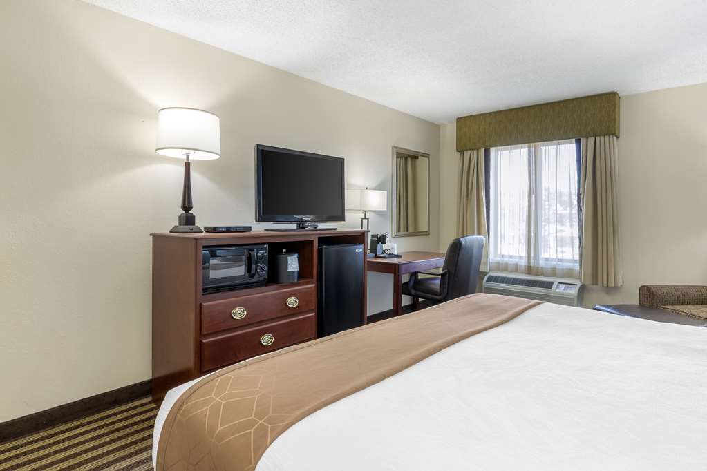 Best Western Plus Sikeston Image