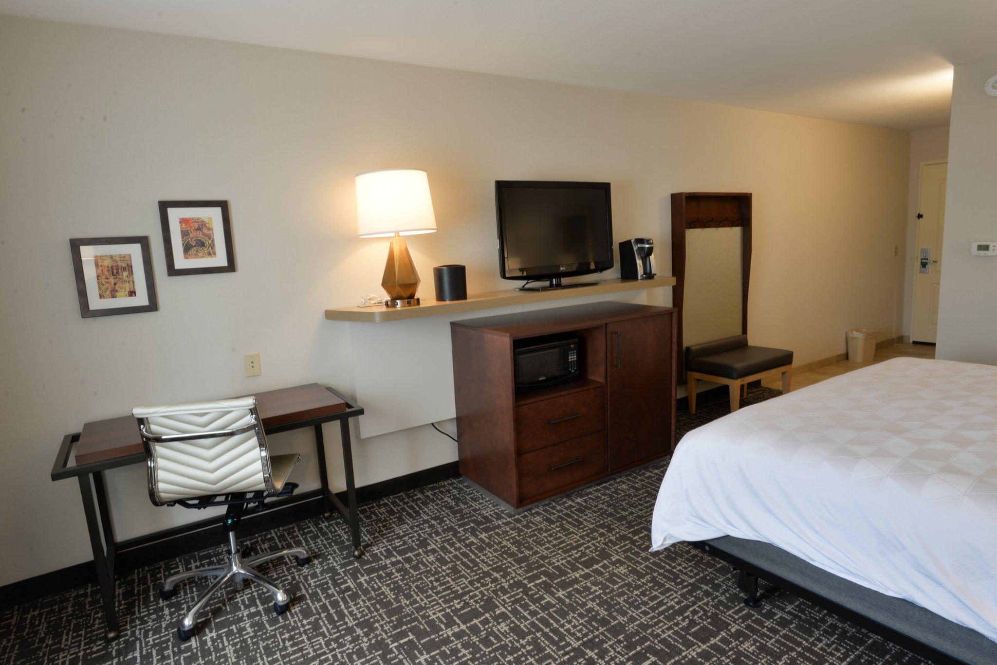 Holiday Inn & Suites Minneapolis - Lakeville Photo