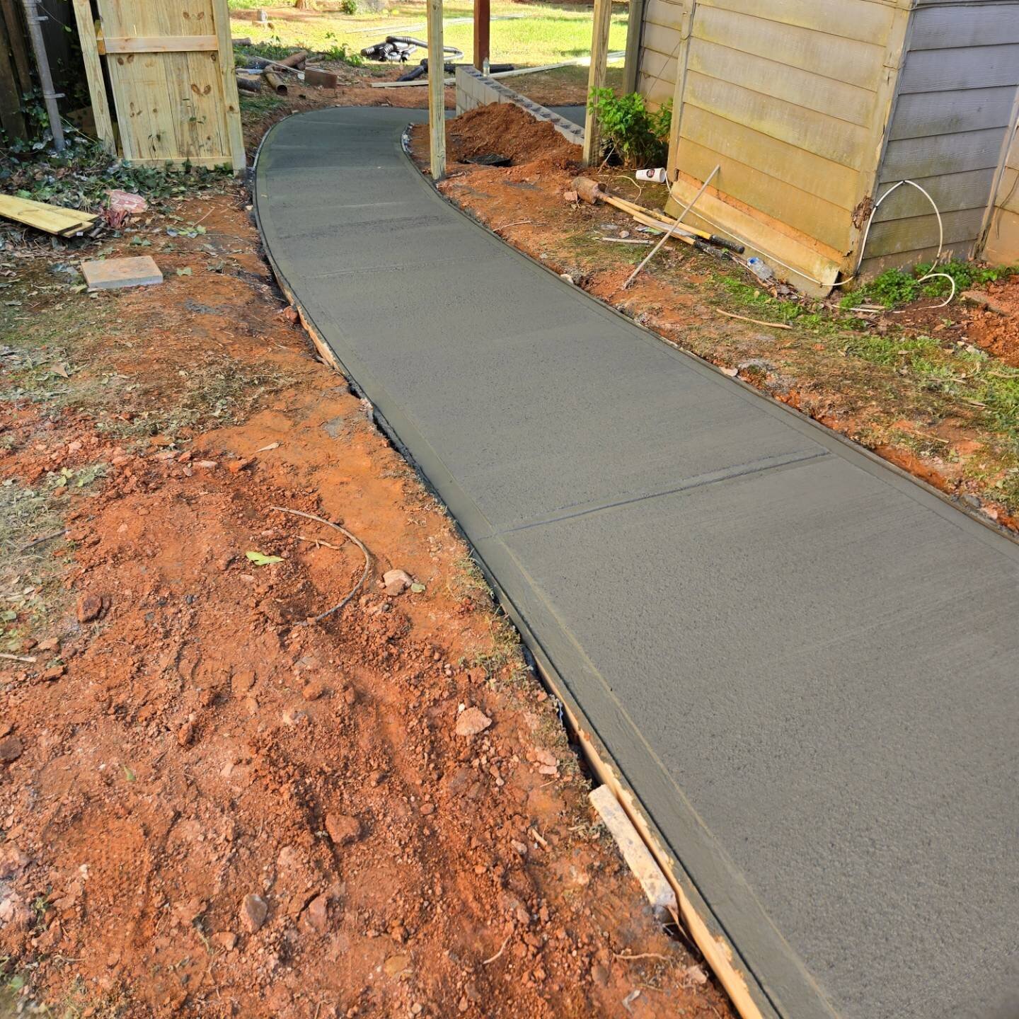 GH Turf & Landscape LLC Image