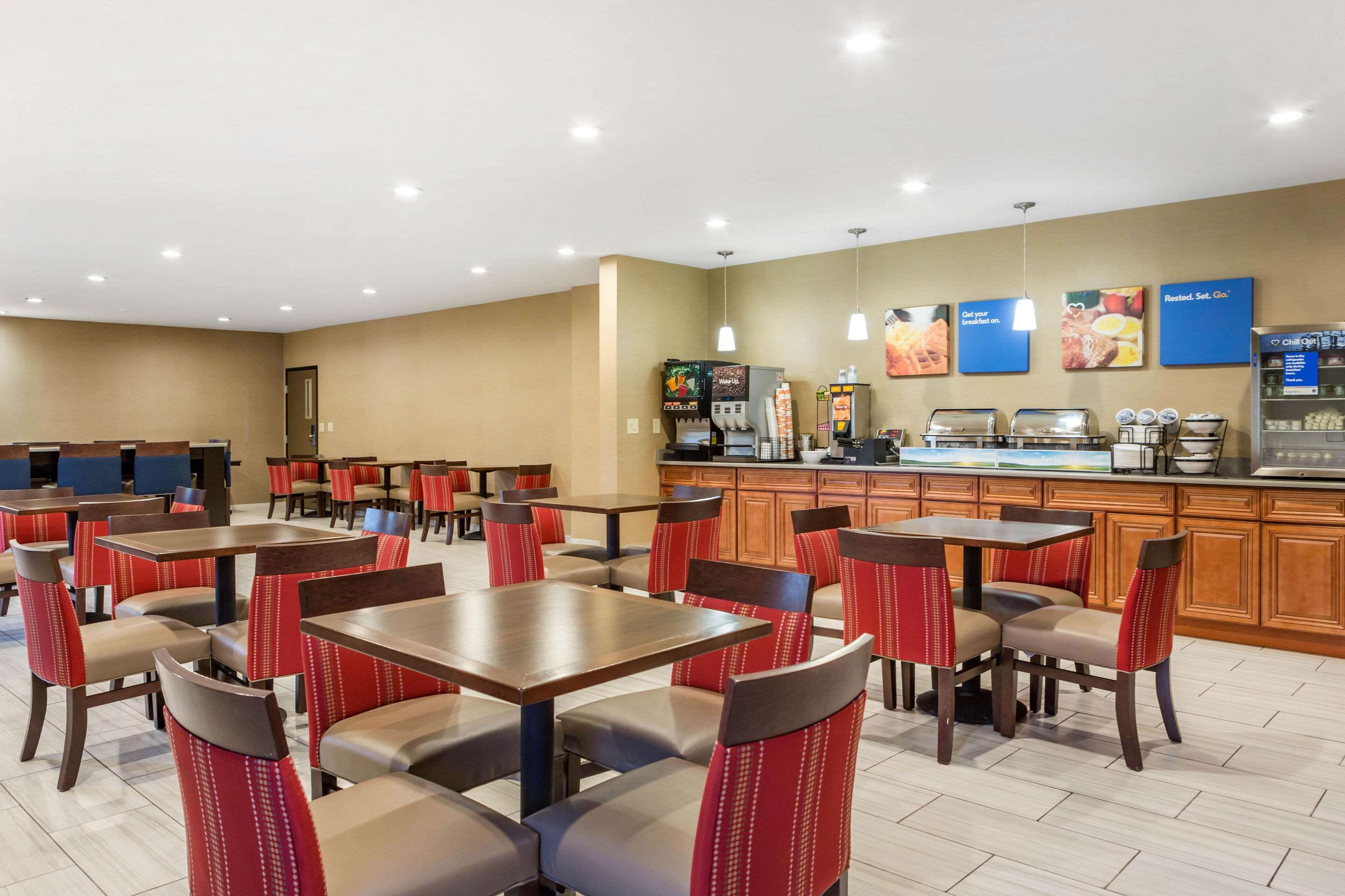 Comfort Inn Romeoville - Bolingbrook Photo