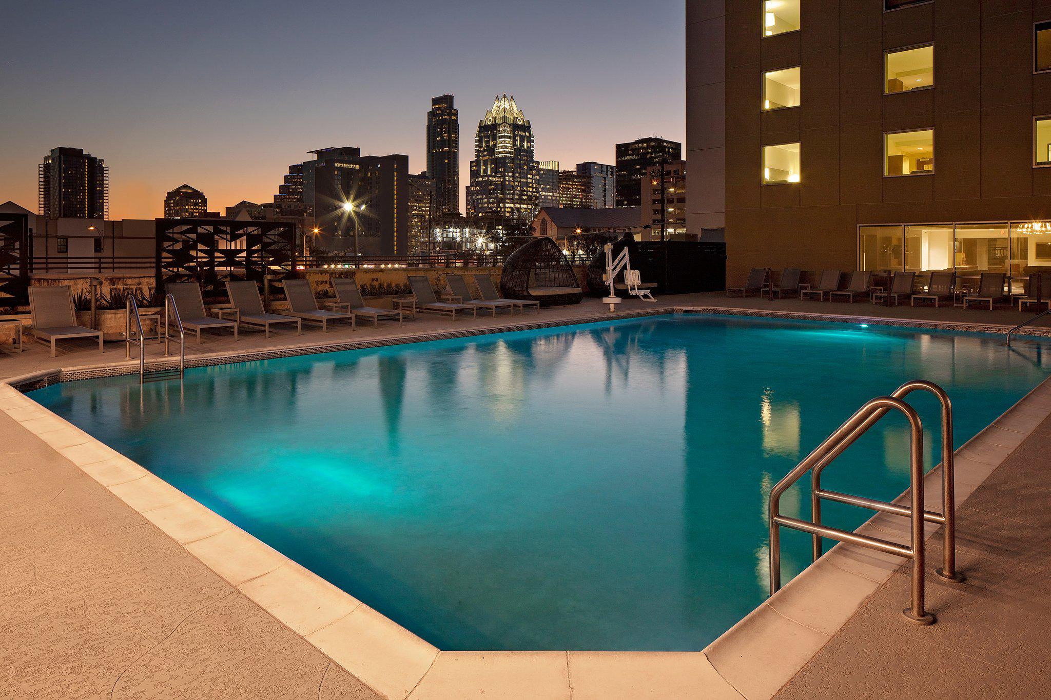 Hotel Indigo Austin Downtown - University Photo