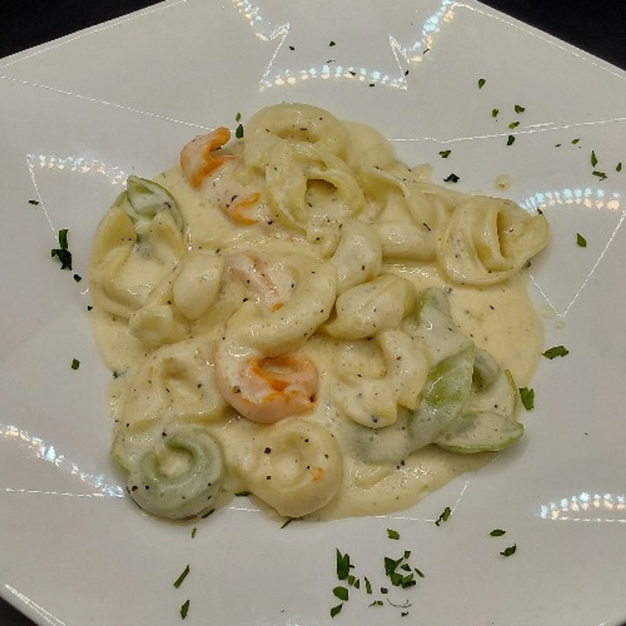 Tortellini Alfredo