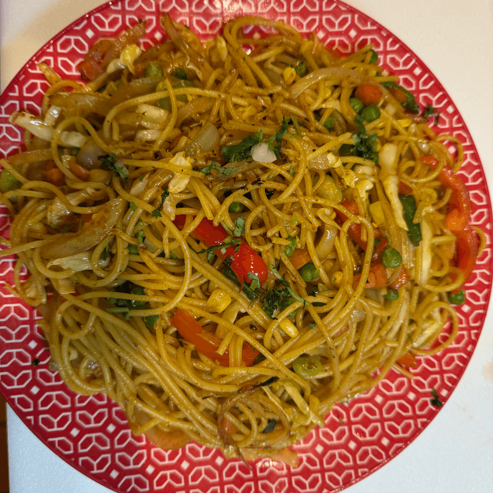 Veg or Chicken Noodles