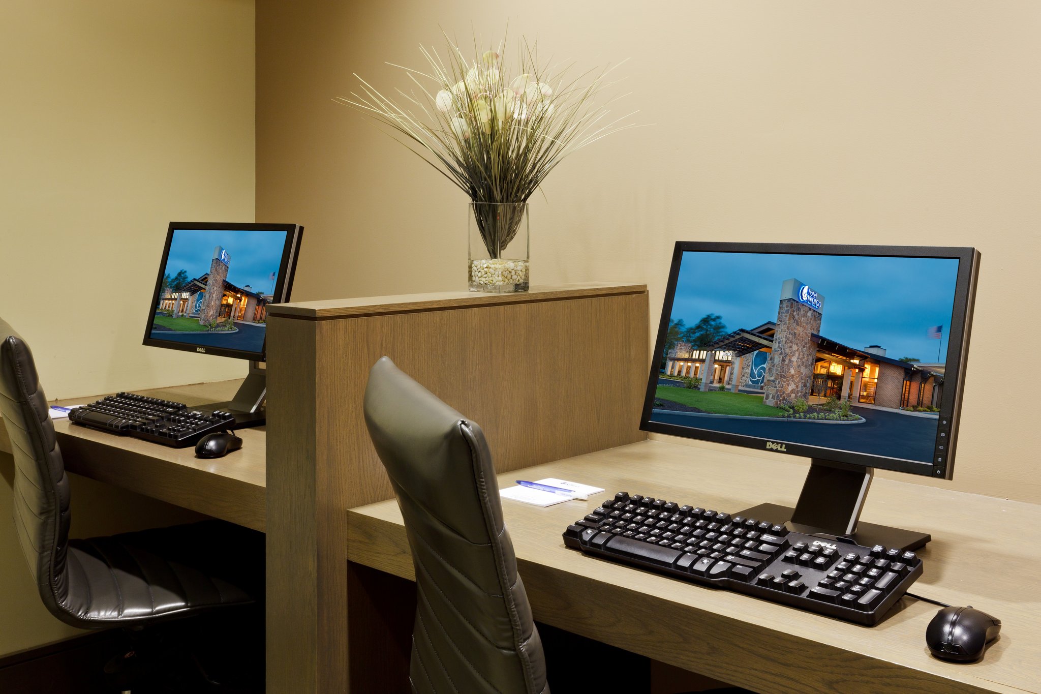 Hotel Indigo Long Island - East End by IHG Image