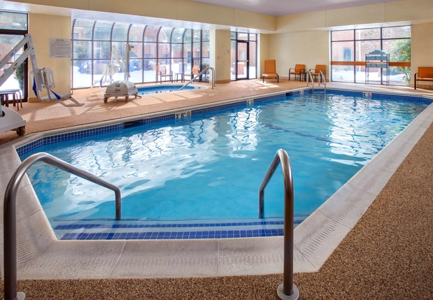 Images Courtyard by Marriott Boston Milford