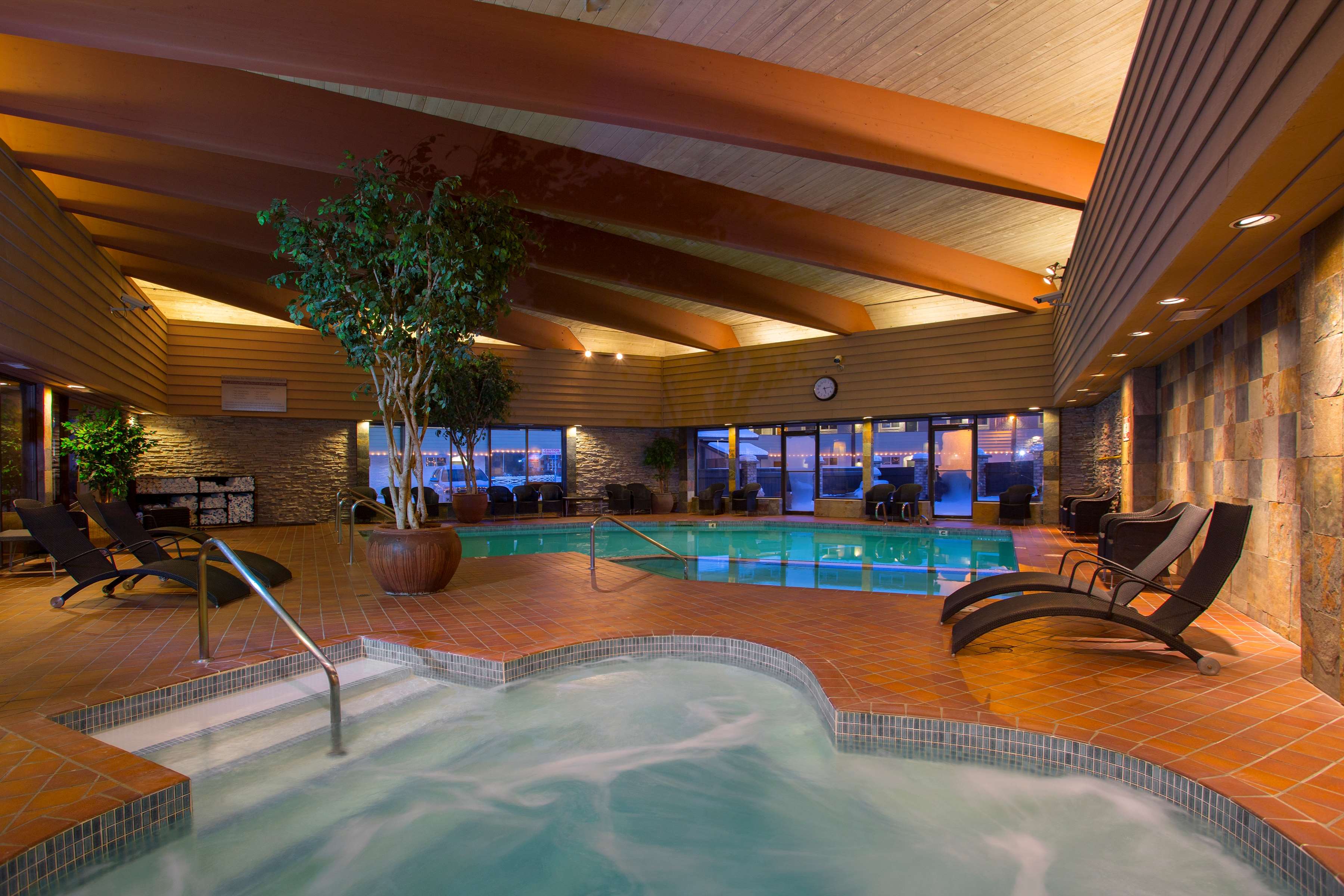 Best Western Jasper Inn & Suites, Jasper AB Ourbis