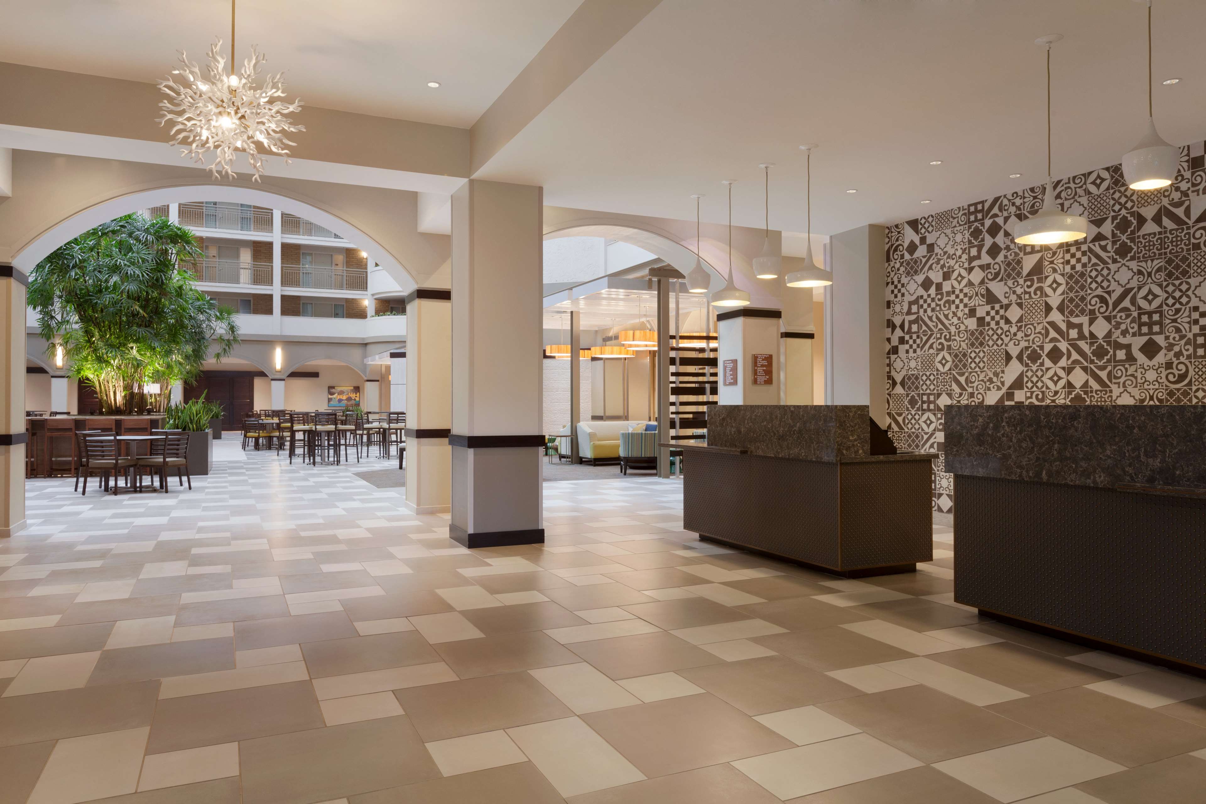 Embassy Suites by Hilton Jacksonville Baymeadows, 9300 Baymeadows Road