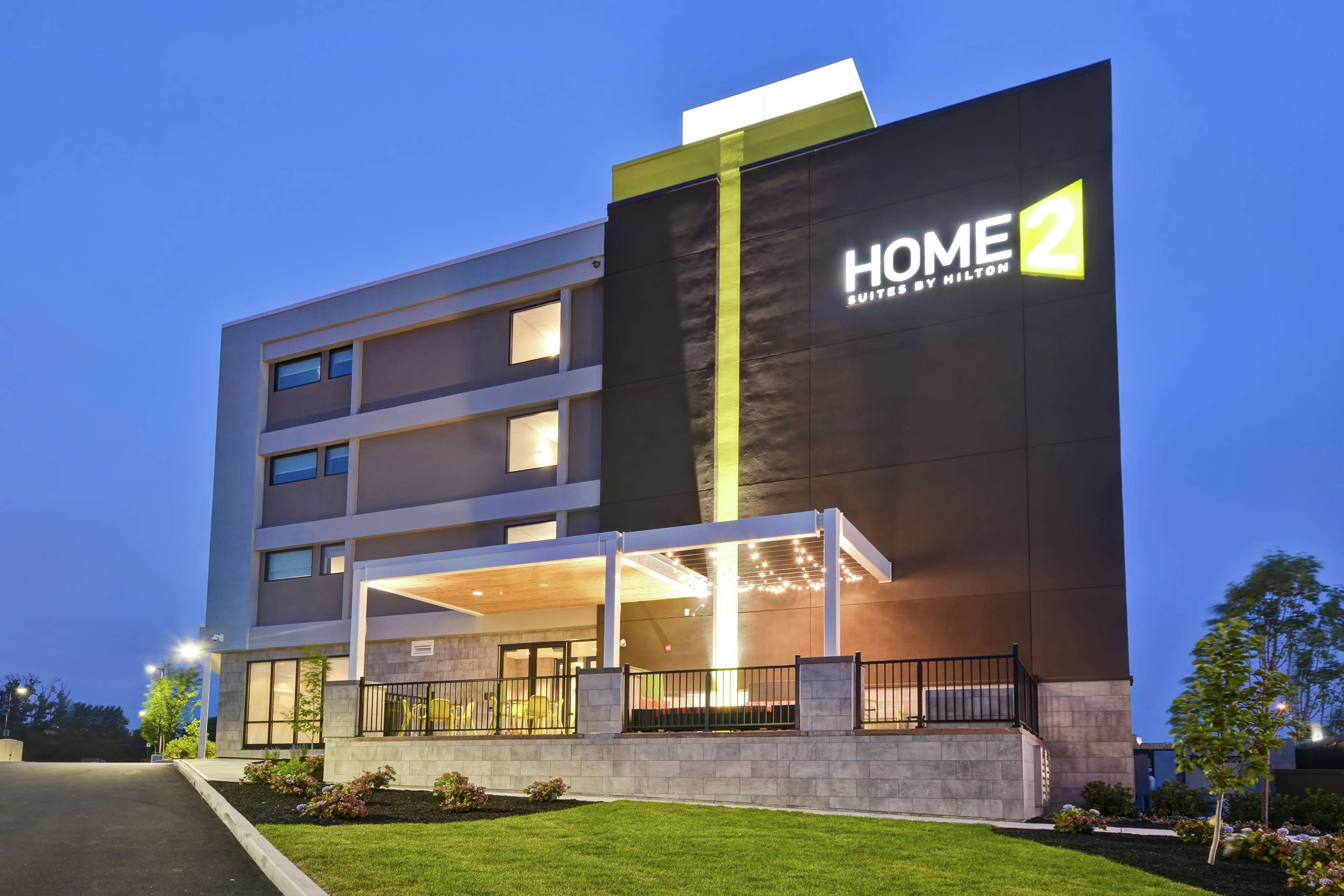 Home2 Suites by Hilton Portland Airport ME Photo