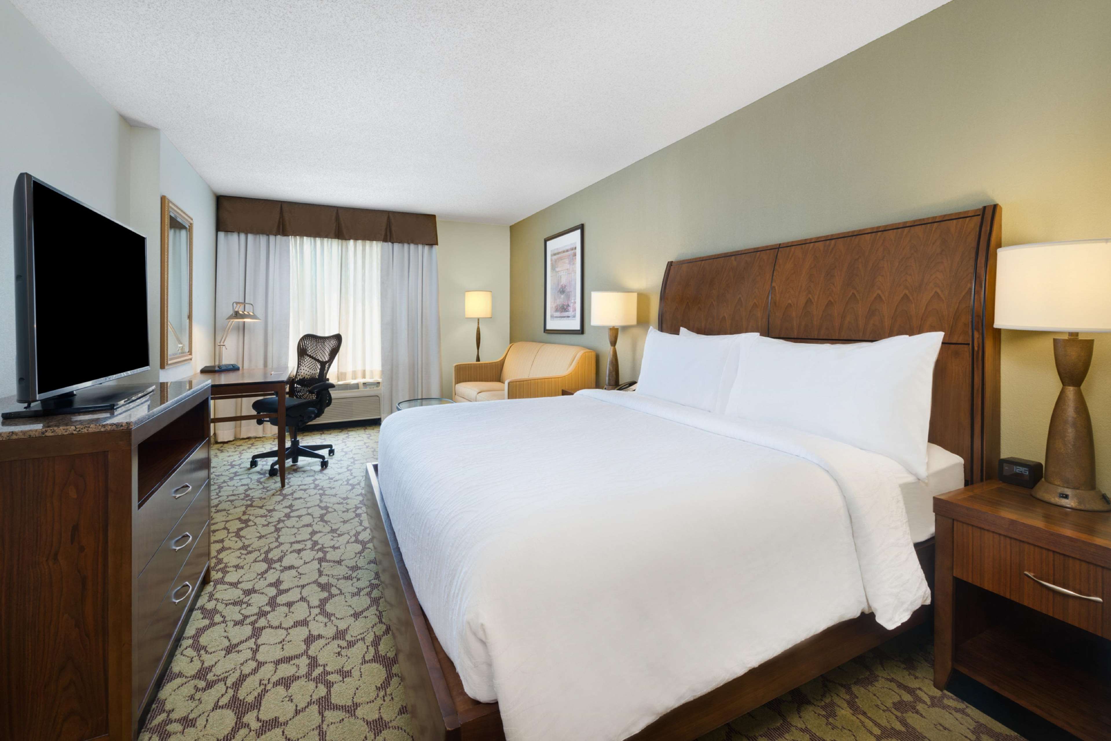 Hilton Garden Inn Atlanta North/Alpharetta Photo