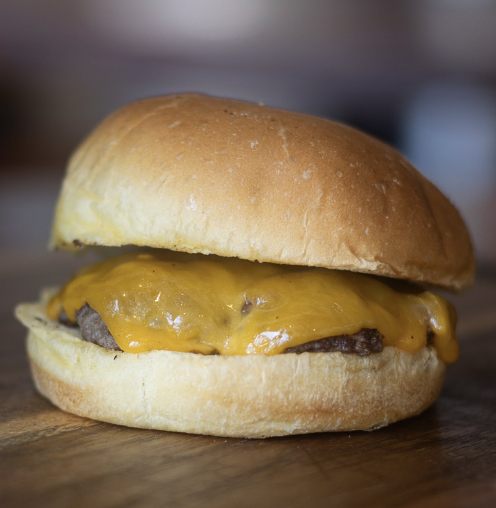Kids Cheeseburger