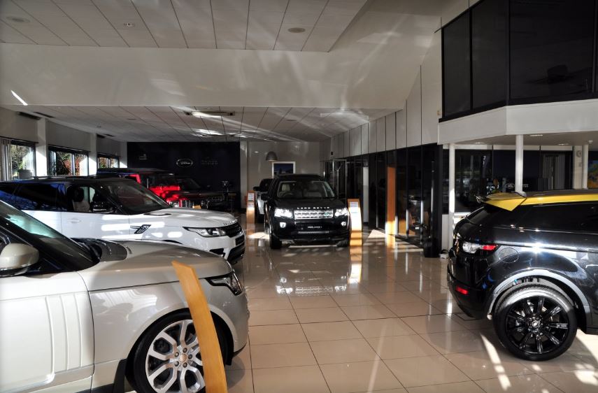 Harwoods Land Rover Edenbridge Car Dealers (new & Used) in Edenbridge