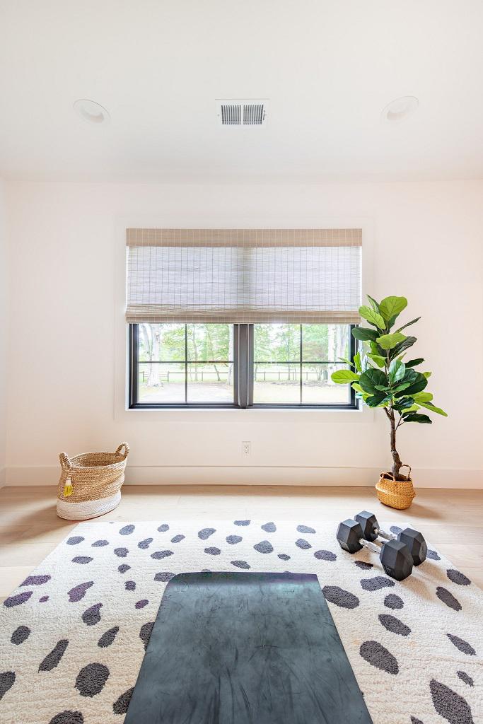 Natural shades are still one of our most requested window treatments. We love that they are cordless and can be done with or without a liner.