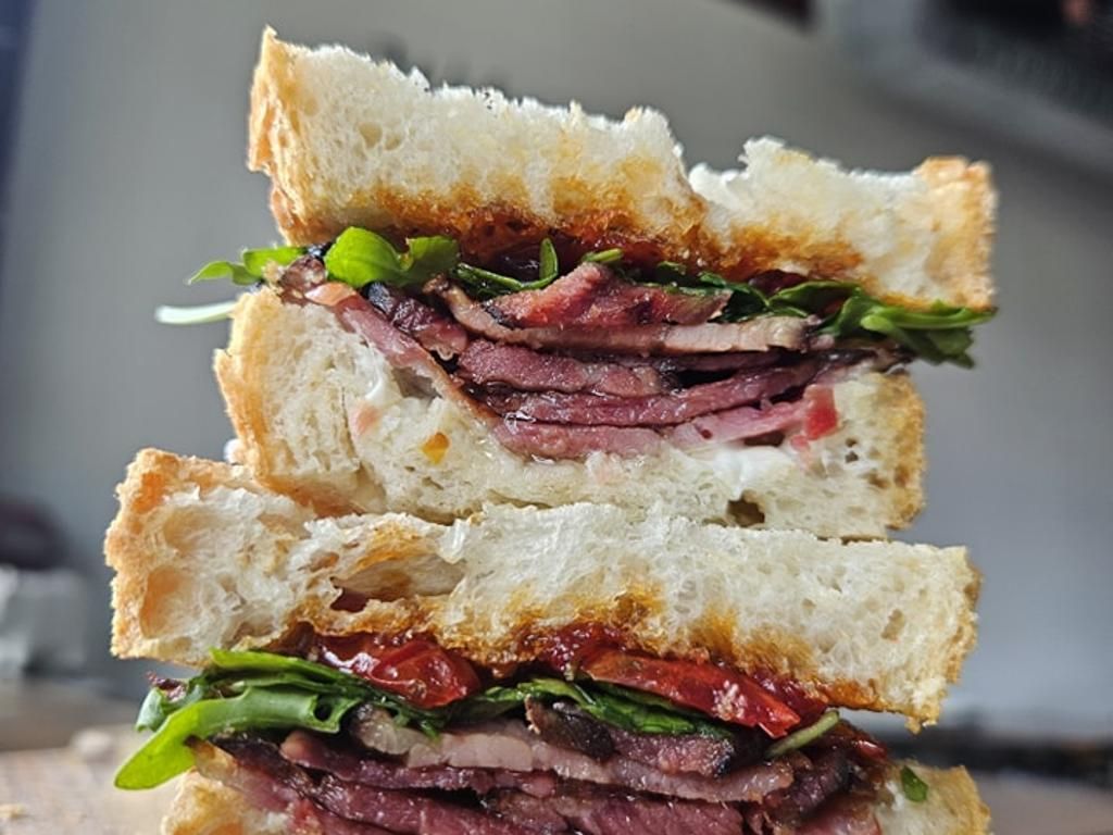 BLT