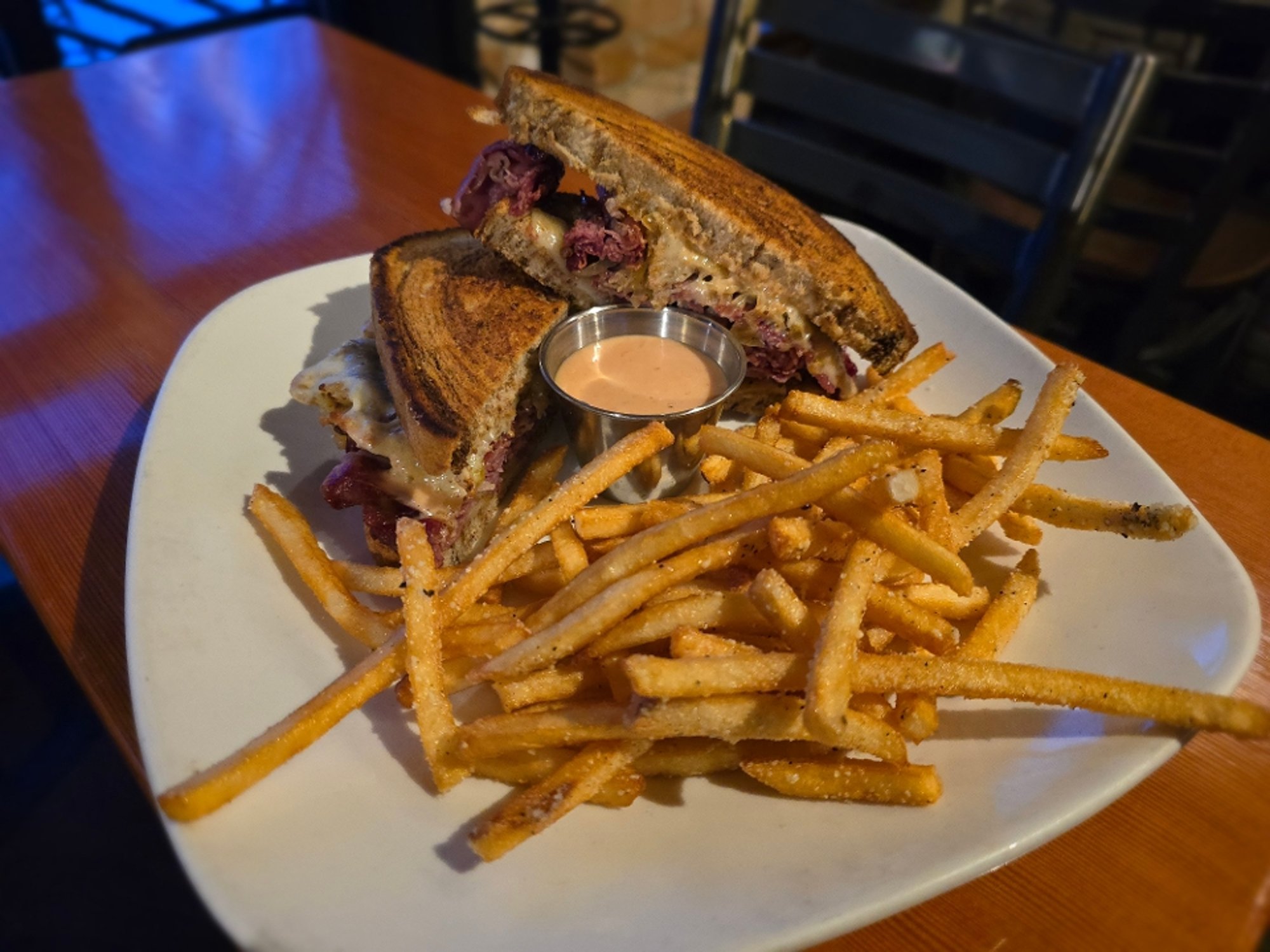 Corned Beef Reuben (D)