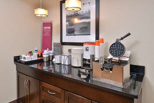 Images Hampton Inn Clarion
