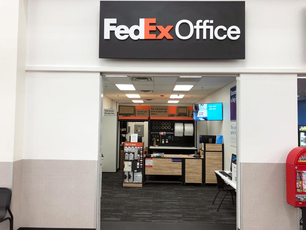 FedEx Office Print & Ship Center Photo