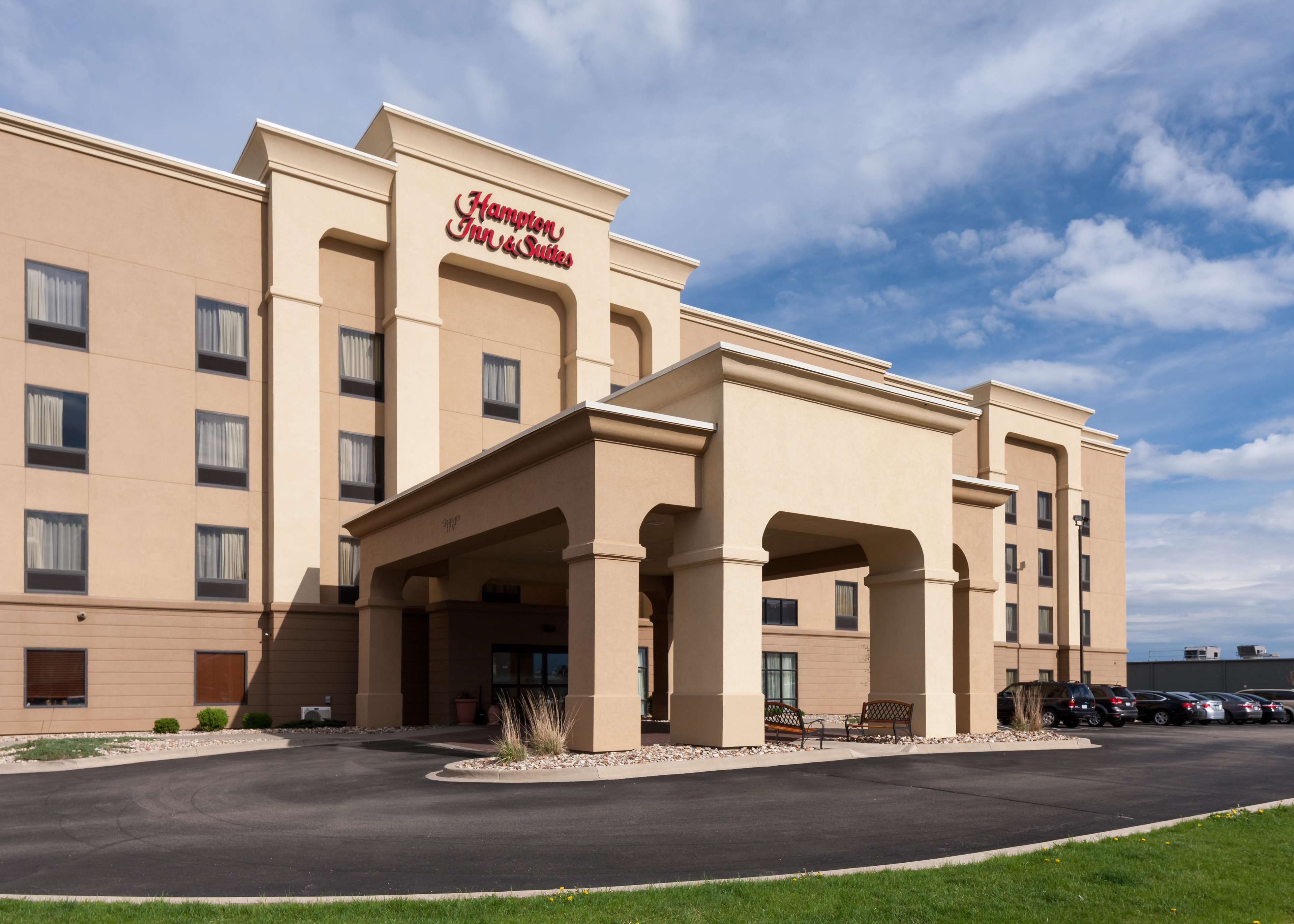 Hampton Inn & Suites Cedar Rapids - North Photo