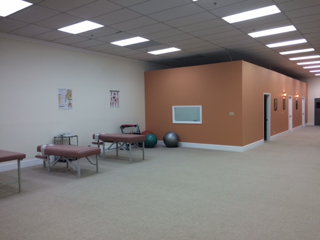 Injury-Care Center Lexington: Medicine & Therapy for Auto & Work-Injury Photo