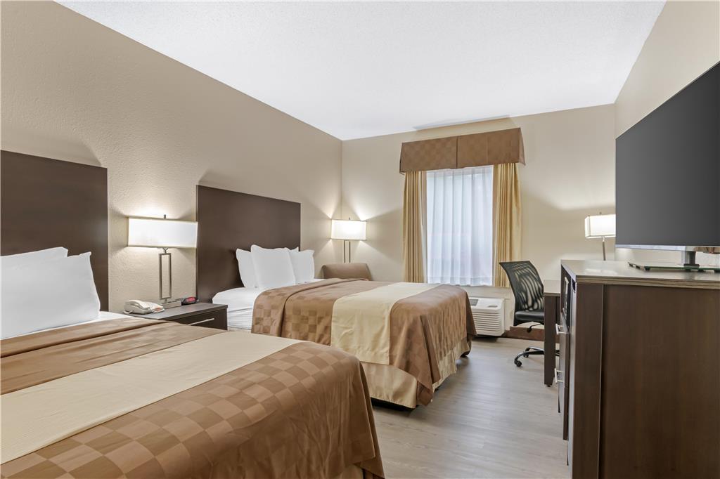 Best Western Teal Lake Inn Image