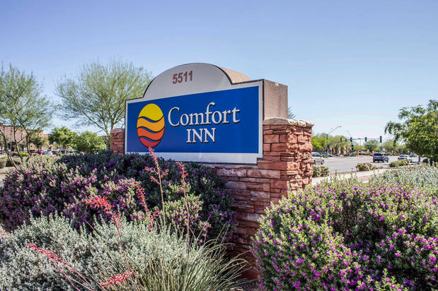 Images Comfort Inn & Suites at Talavi