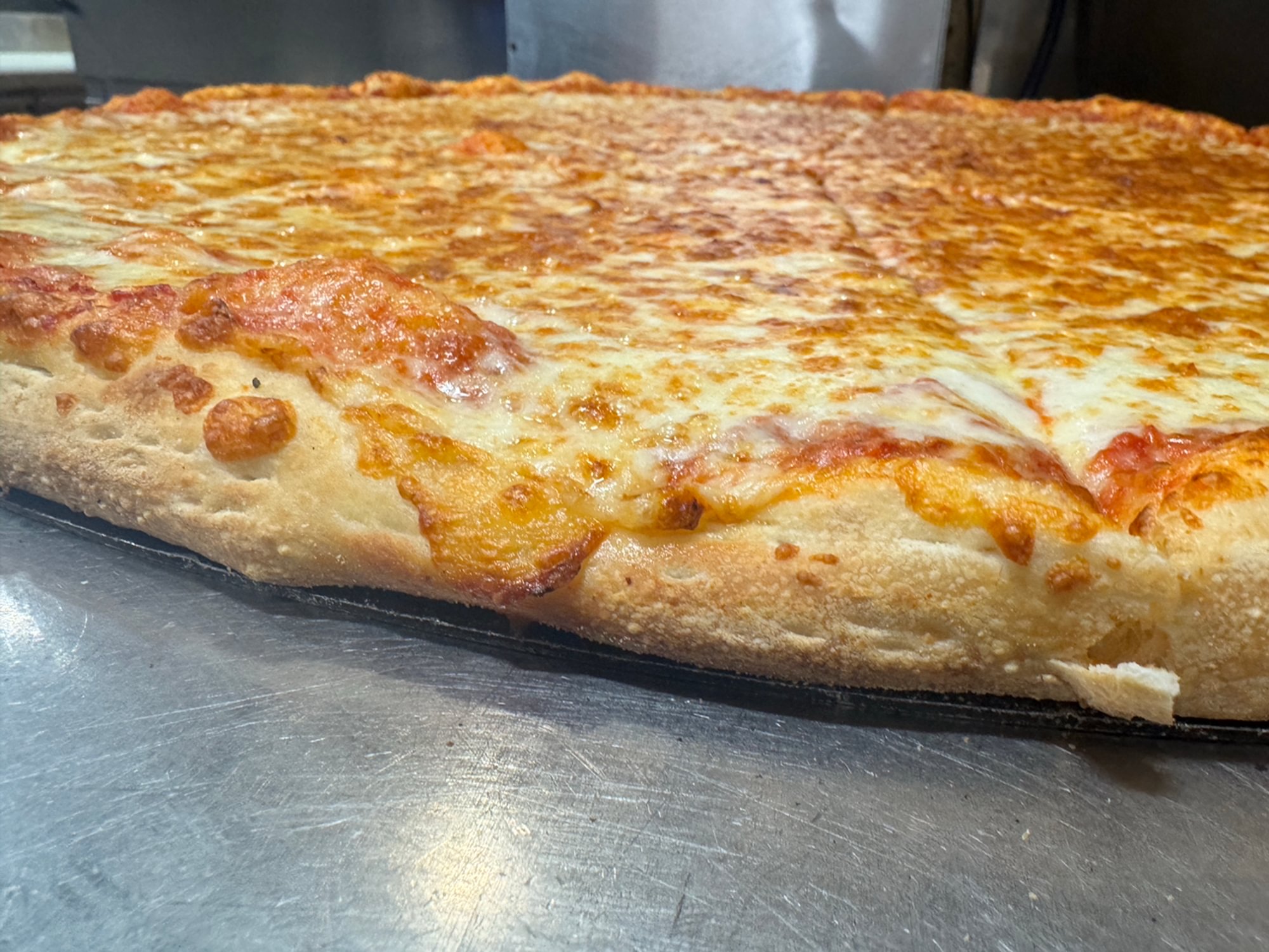Ul-Tra 32" Cheese Pizza 20 + 2 free