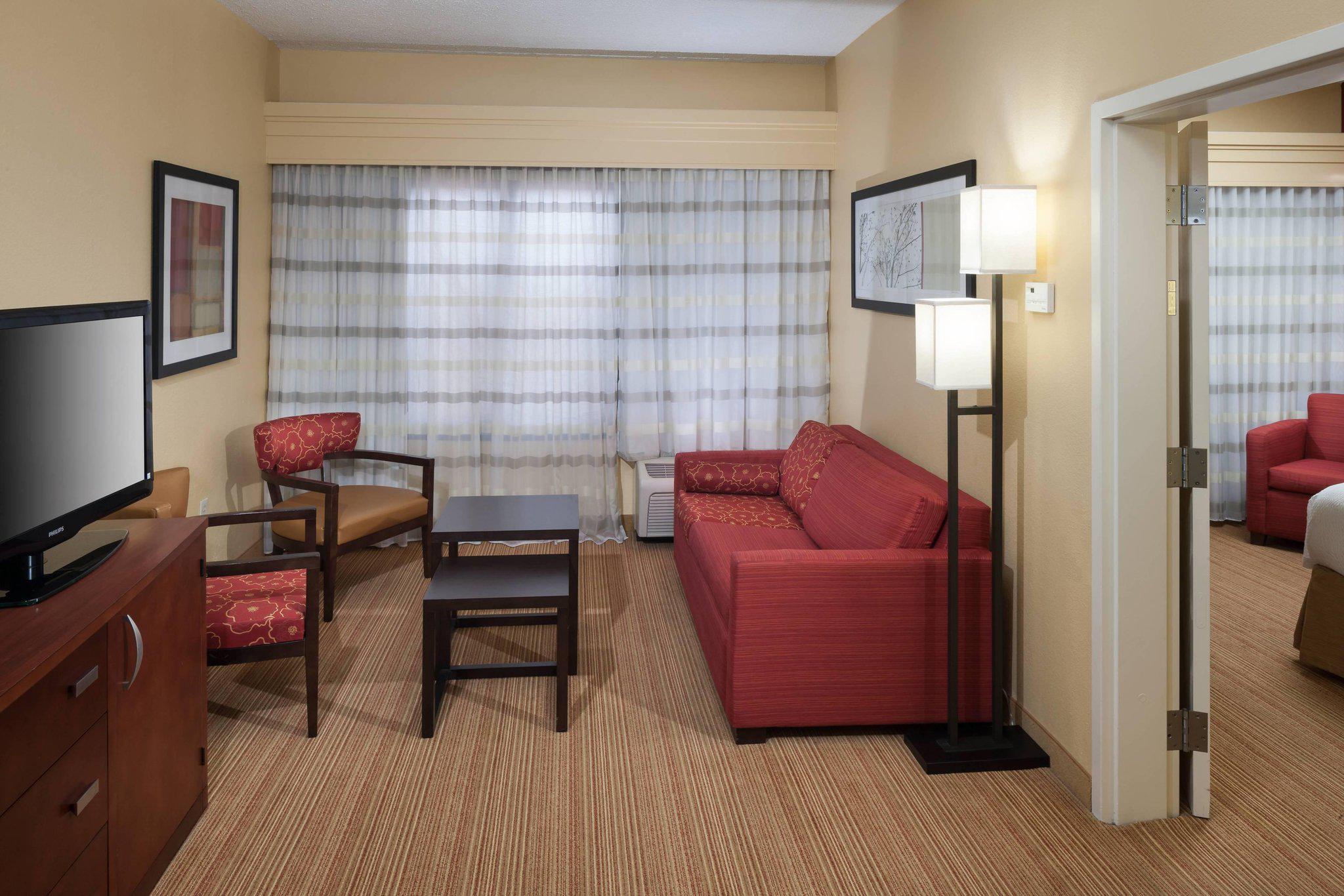 Courtyard by Marriott Jackson Ridgeland Photo