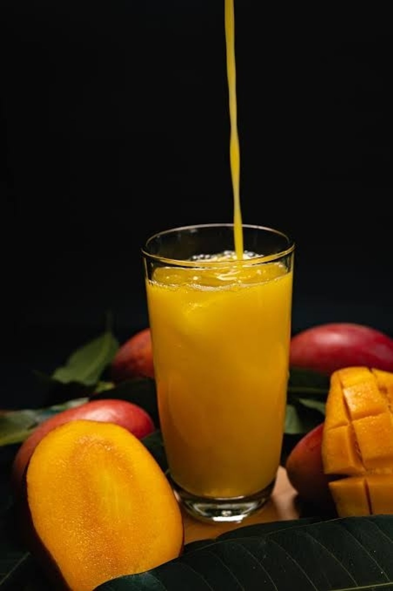 Fresh Mango juice 20 oz.