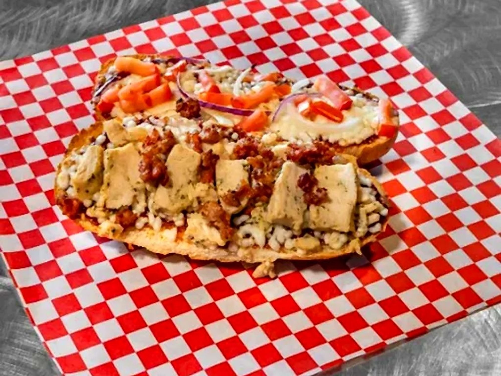 Tandoori Paneer or Tandoori Chicken Sub