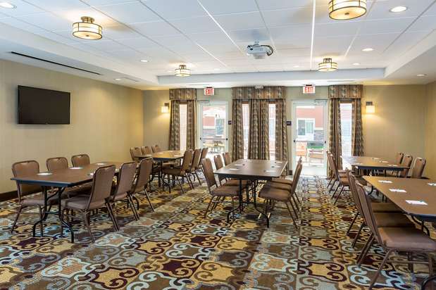 Images Homewood Suites by Hilton San Bernardino