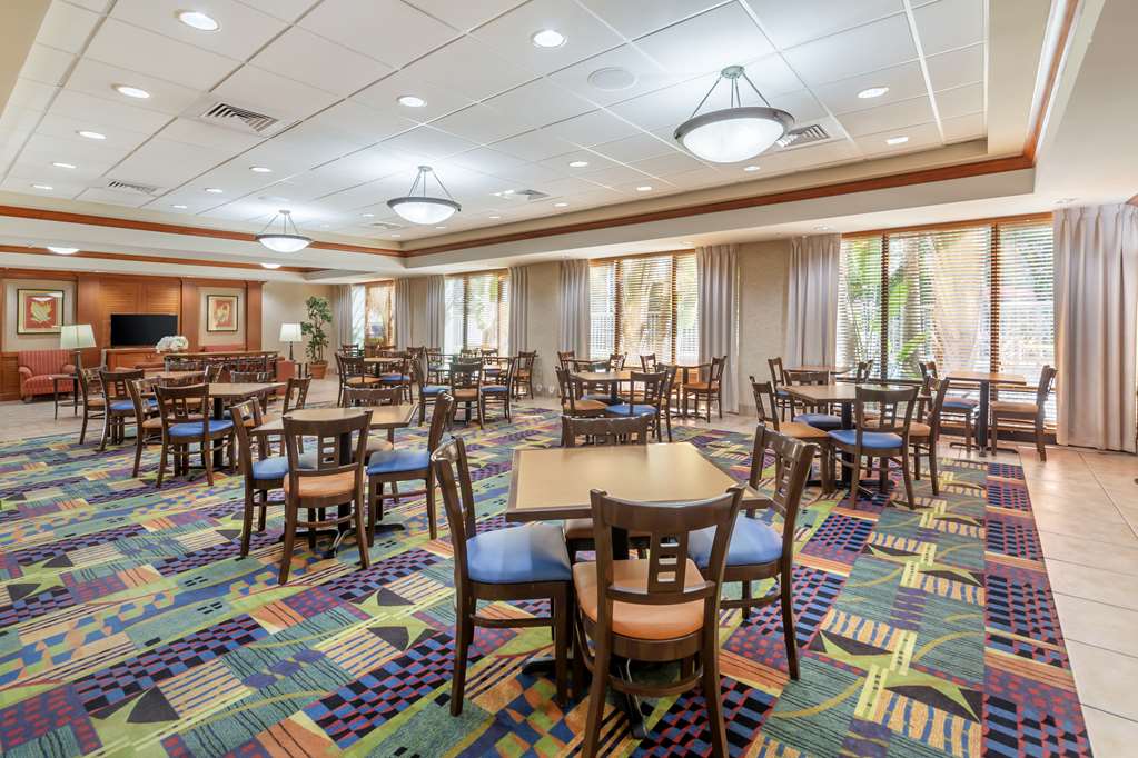Best Western Plus Kendall Hotel & Suites Image