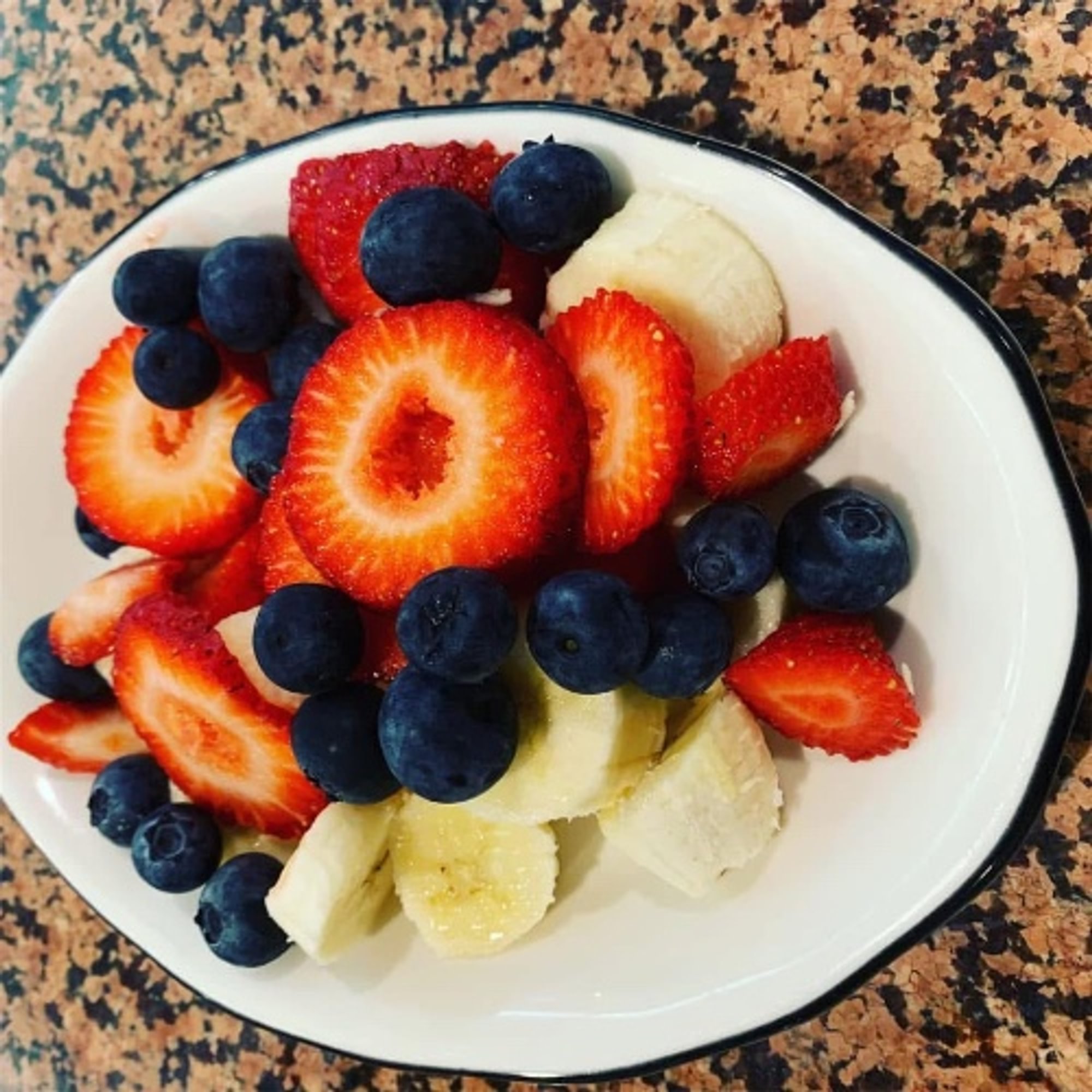 FRESH FRUIT SALAD